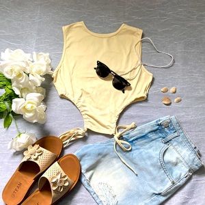 Pastel Yellow Crop-top